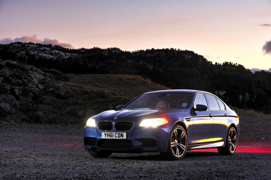  BMW M5 2012 года  (UK) (фото 27 из 27)